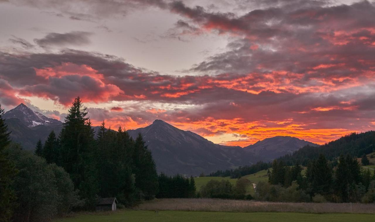 Appartamento Gaestehaus Woetzer Und Landhaus Stocka Grän Esterno foto