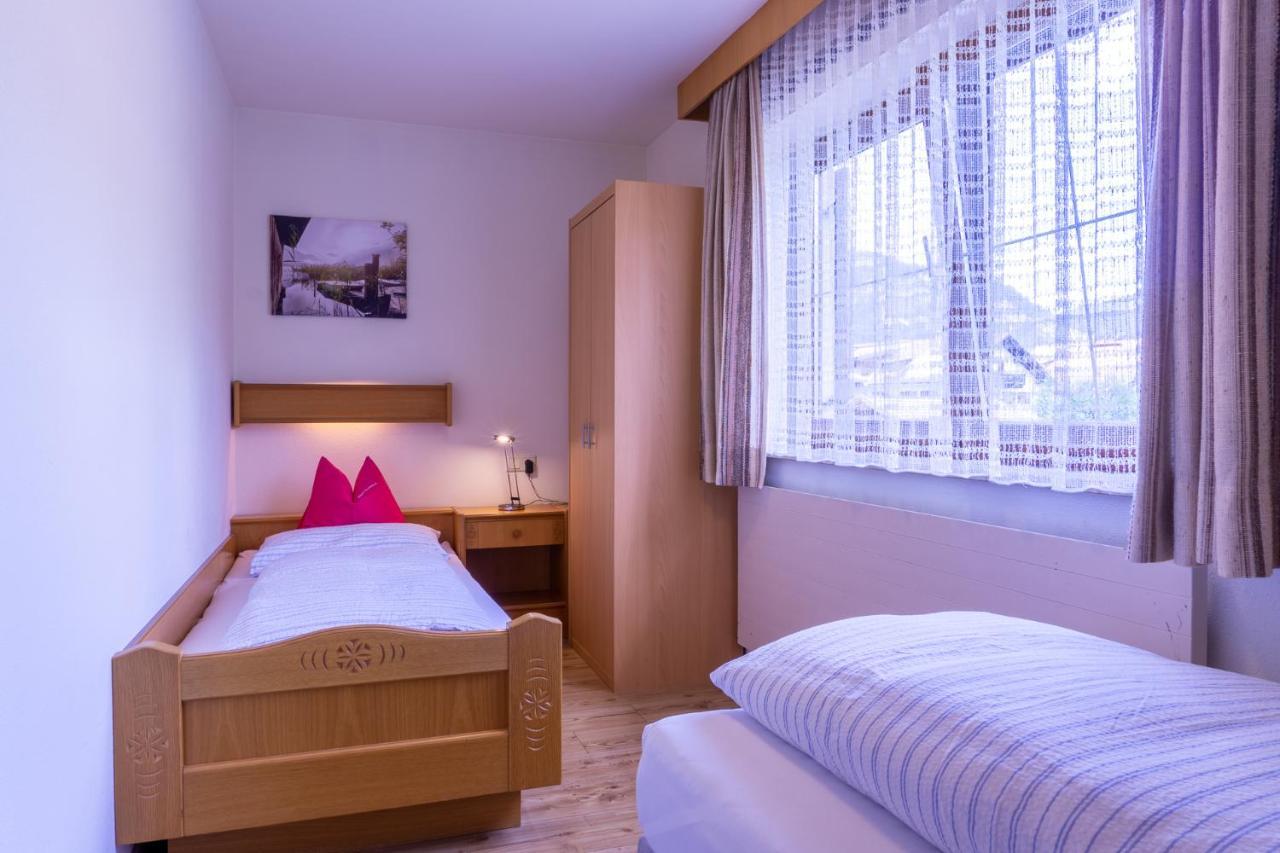 Appartamento Gaestehaus Woetzer Und Landhaus Stocka Grän Esterno foto